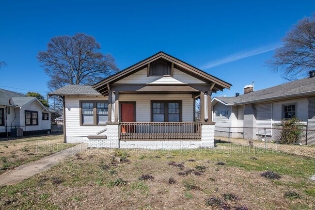 Building Photo - 644 Alabama Ave SW