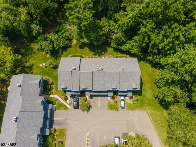 Building Photo - 6-06 Cross Meadows