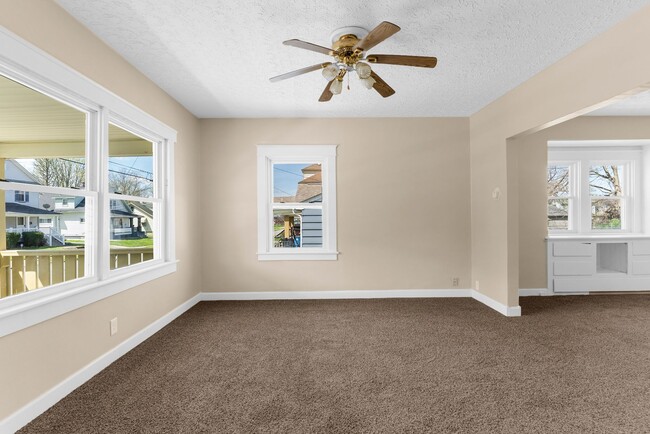 Building Photo - 510 Devitt Ave