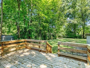 Building Photo - 1119 Ireland Dr