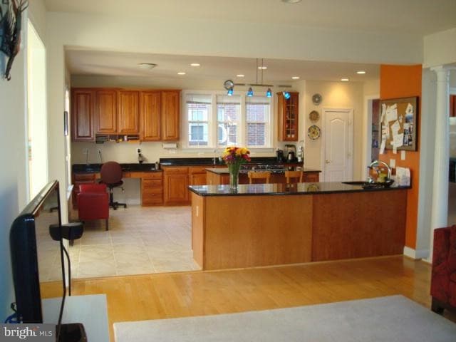 Building Photo - 2341 Brittany Parc Dr