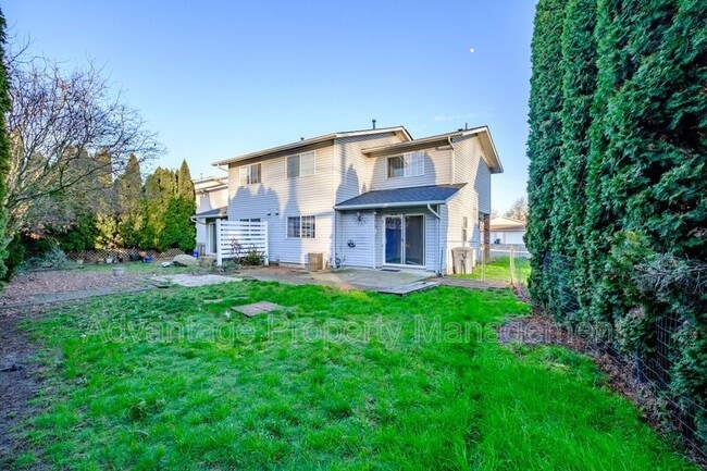 Building Photo - 2872 Raleigh Ct SE