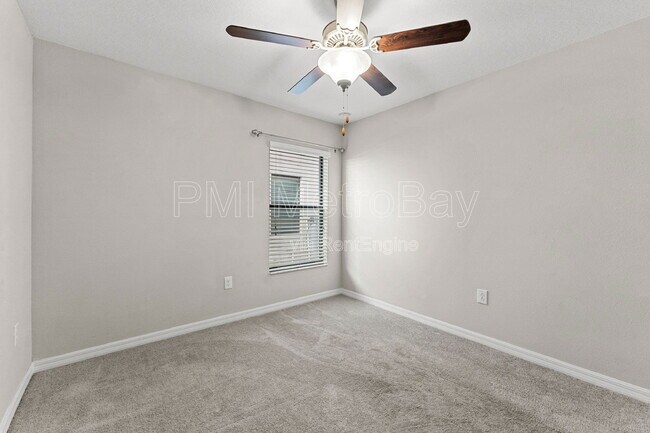 Building Photo - 10208 Carloway Hills Dr