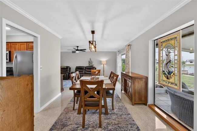 Building Photo - 1201 Fordham Dr