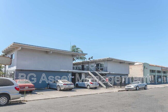 Primary Photo - 728 Darina Ave