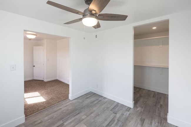 Building Photo - County living - 2 Bed with office space located close to Salem Area - MORE PICS AND VIDEO TO COME