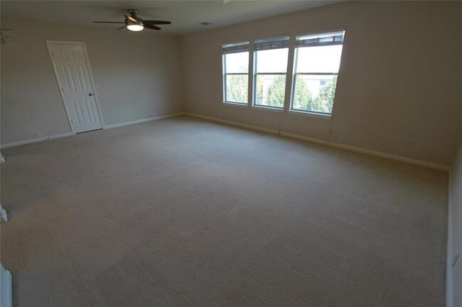 Building Photo - 629 Arrowood Pl