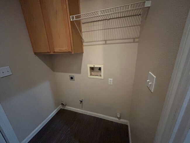 Building Photo - 3716 E Vassar Ct