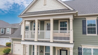 Building Photo - 428 Moses Dr