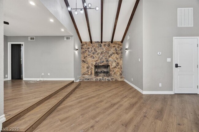 Building Photo - 3137 Bel Air Dr