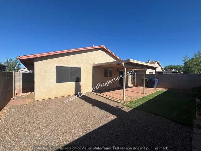 Building Photo - 4601 S Cornwall Dr