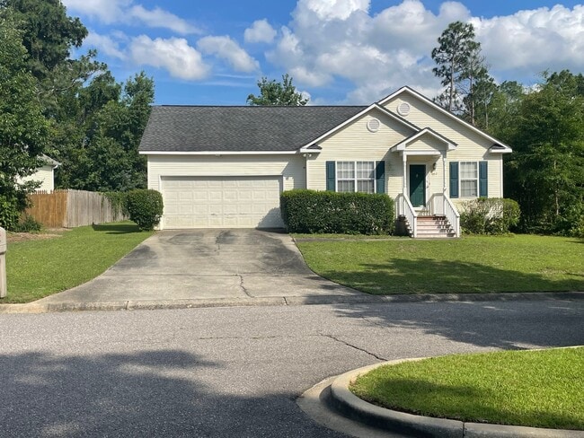 Building Photo - 107 Travellers Ln