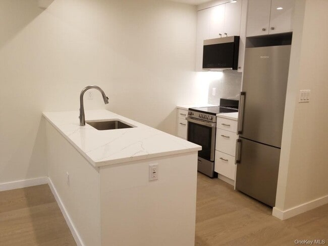 Building Photo - 41-26 44th St