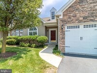 Building Photo - 31171 Mills Chase Dr