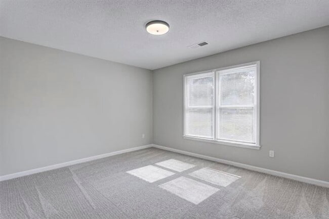 Building Photo - 1359 Winoka Rd