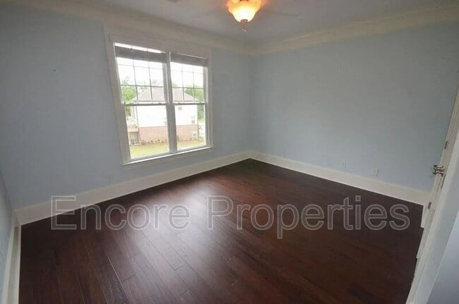 Building Photo - 936 Portstewart Dr
