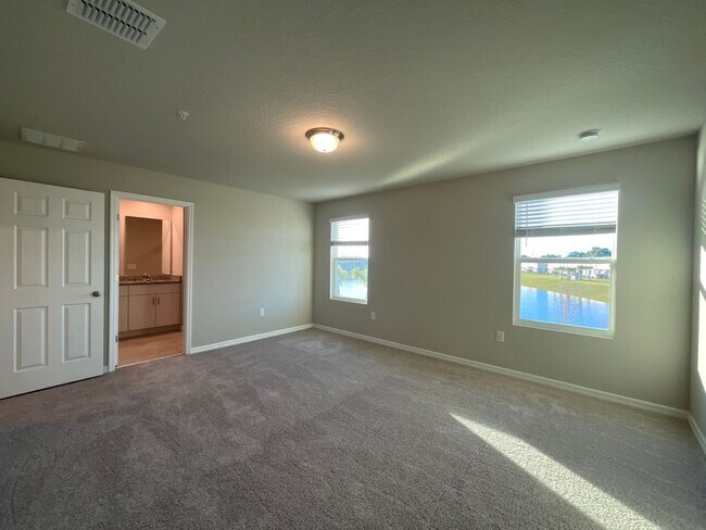 Building Photo - Lake View 3 Bedroom, 2.5 Bath Townhome in Ocoee FL!