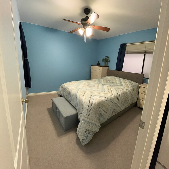 Building Photo - 3200 S Litzler Dr