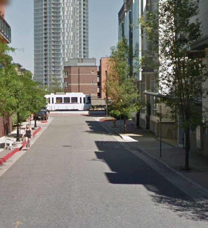 Building Photo - 1479 Delgany St