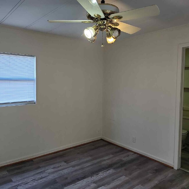 Building Photo - 85028 Patricia Ct