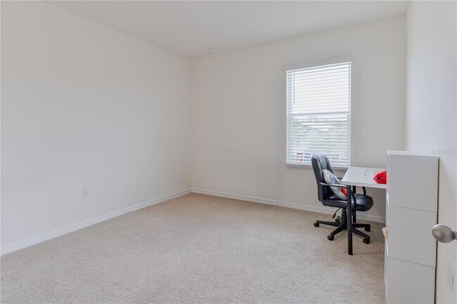 Building Photo - 3266 Eastgrove Ter