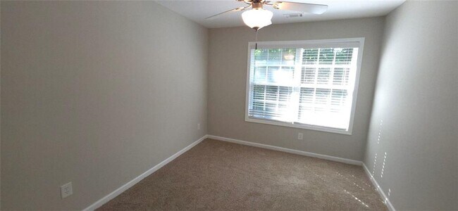 Building Photo - 1122 Treymont Ln SW