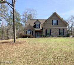 Building Photo - 14 Creekview Dr