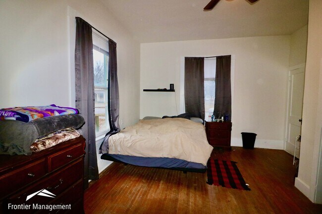 Building Photo - 901 Leavenworth St