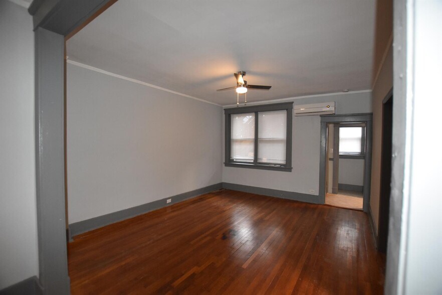 Building Photo - 2914 Idlewood Ave