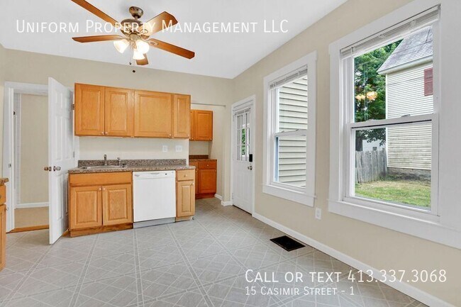 Building Photo - 15 Casimir St