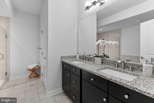 Building Photo - 43372 Whitehead Ter