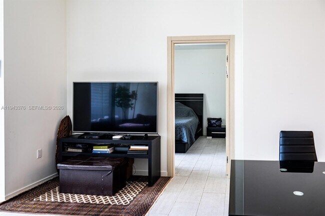 Building Photo - 1000 Brickell Plaza