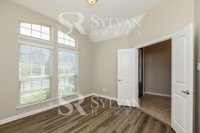 Building Photo - Rest. Relax. Recharge. Home awaits!