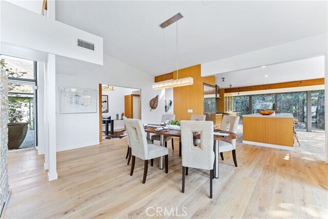 Building Photo - 6225 Frondosa Dr
