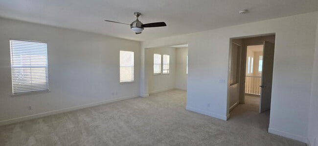 Building Photo - Elegant 4 Bedroom 4 Bath Mountain House So...