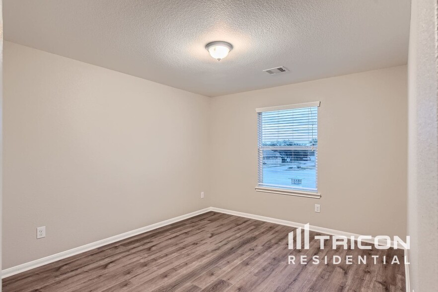 Building Photo - 2963 Autumn Brook Ln