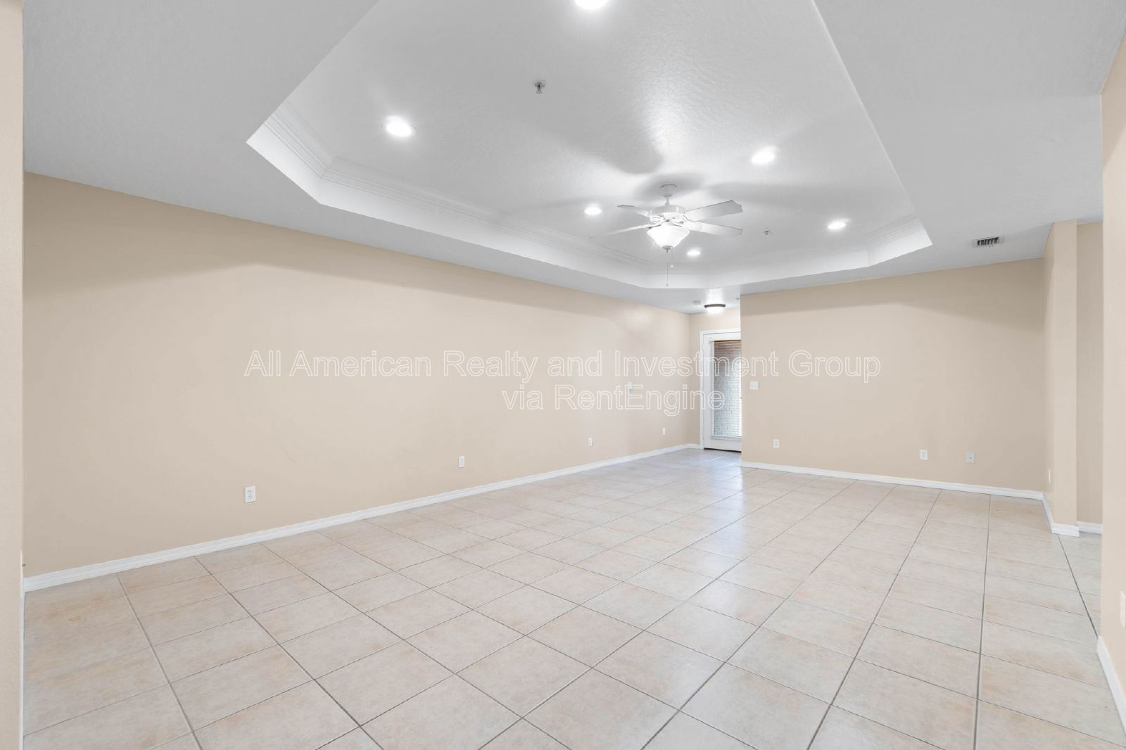 Building Photo - 12 Roserita Pl