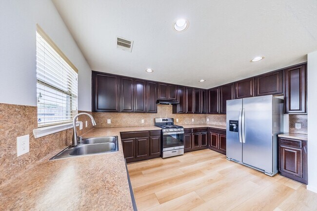 Building Photo - 21415 Sagrantino Ct