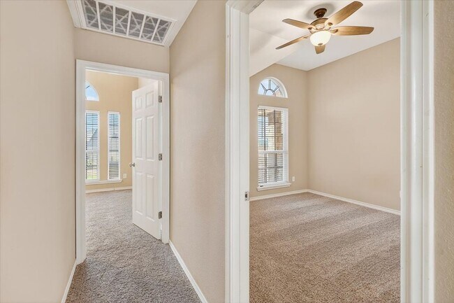 Building Photo - 7502 Fred's Folly Dr