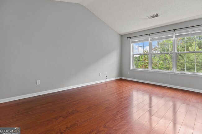 Building Photo - 2315 Hiawassee Dr NW