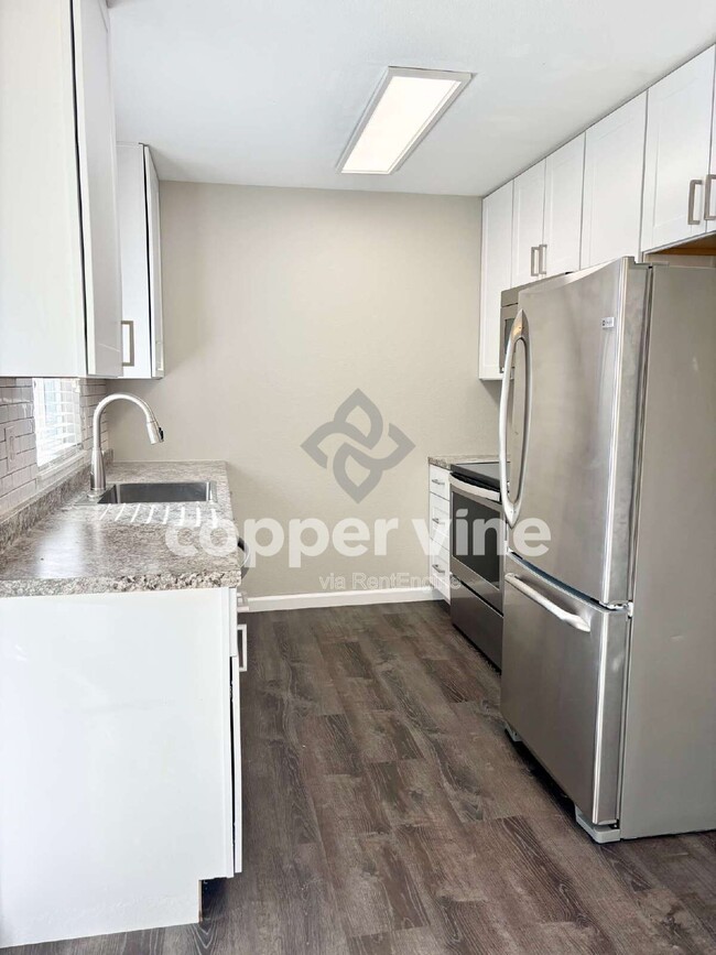 Building Photo - 9774 Fred Dr