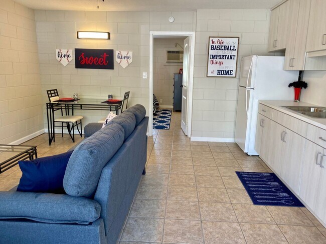 Interior Photo - PENSACOLA ARMS: One Bedroom Apartments in the Heart of FSU's Campus