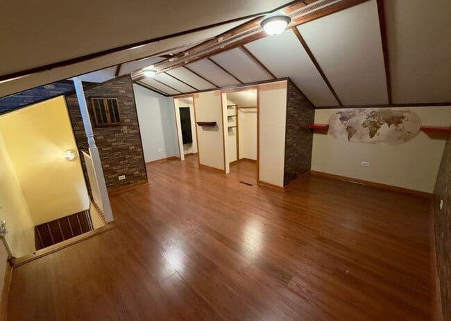 Building Photo - 24633 W Passavant Ave