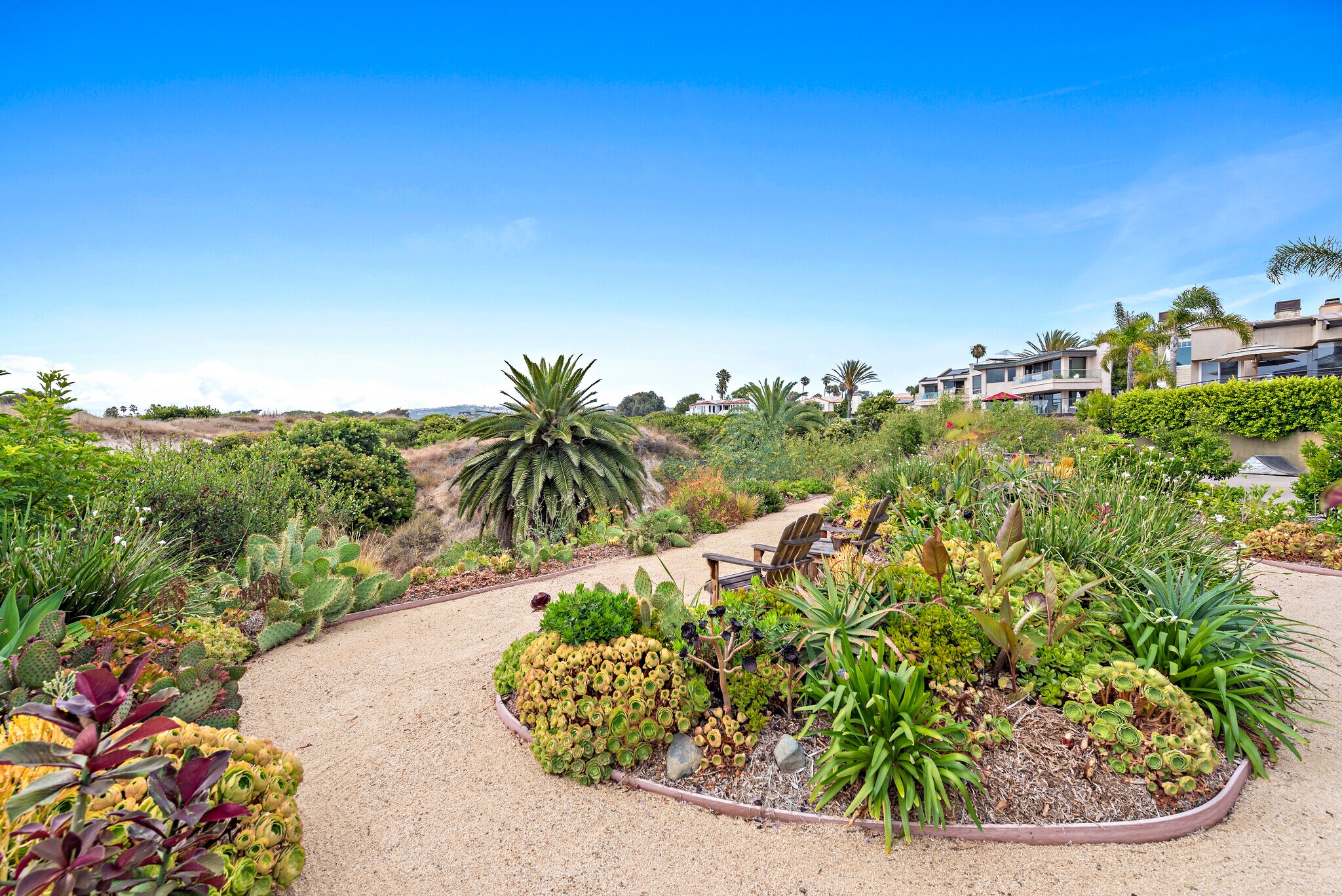 Building Photo - 3811 Vista Blanca