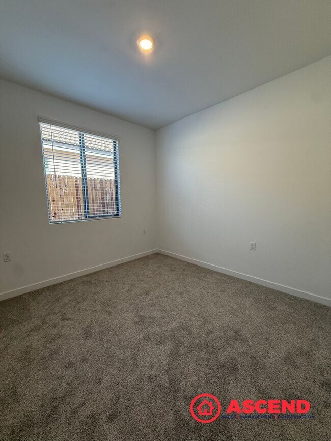 Building Photo - Be the very first resident to enjoy this stunning, newly built single story home.