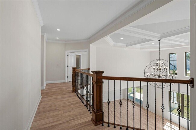 Building Photo - 417 Weston Park