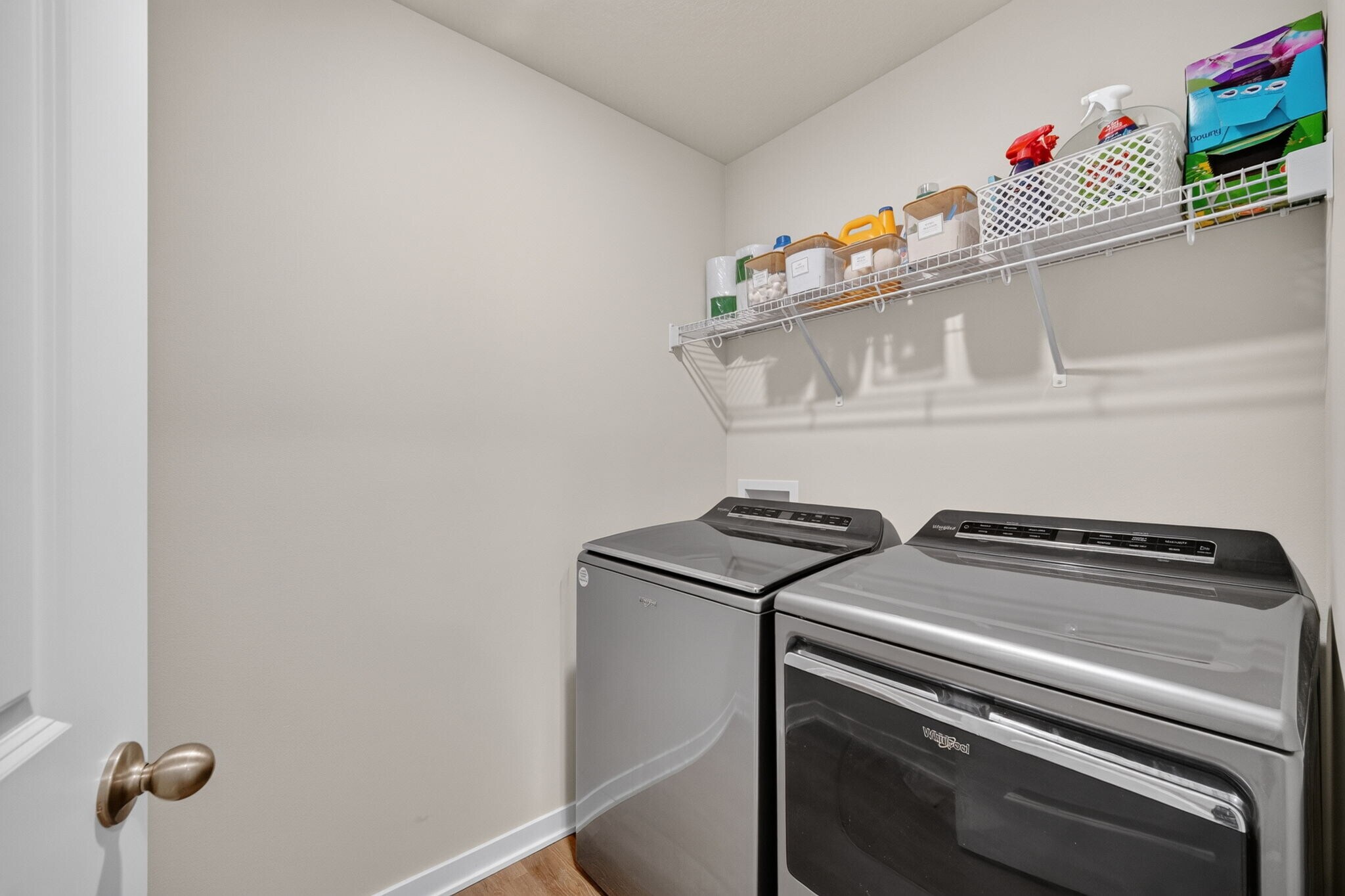 main floor laundry - 1080 Bel Aire Ct