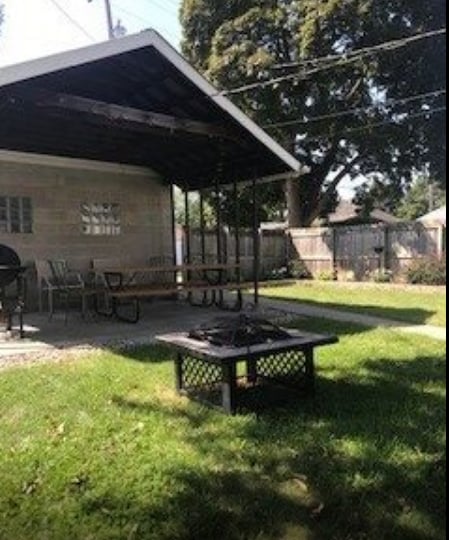 Back Yard with covered patio - 421 E Sanborn St