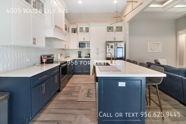 Building Photo - 4005 Water Lily Ave