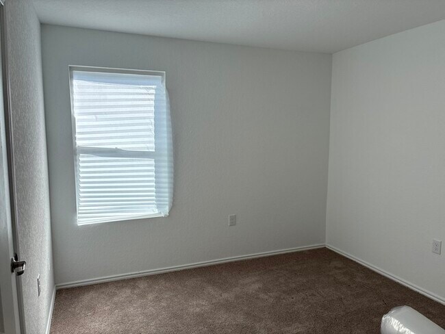 Building Photo - Charming 3-Bedroom Home in San Antonio – P...